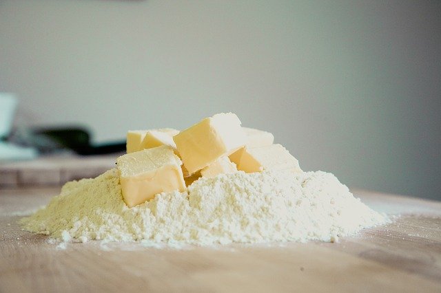 The main ingredients are Butter and Flour 